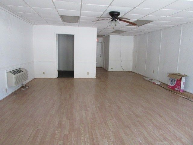 1079 S Lake Dr, Prestonsburg, KY 41653